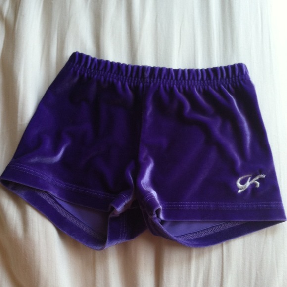 🚫SOLD IN BUNDLE 🚫Purple GK gymnastics shorts