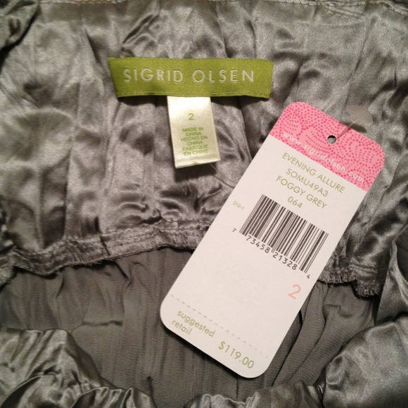 {Reduced} NWT Sigrid Olsen silver top - Picture 2 of 3
