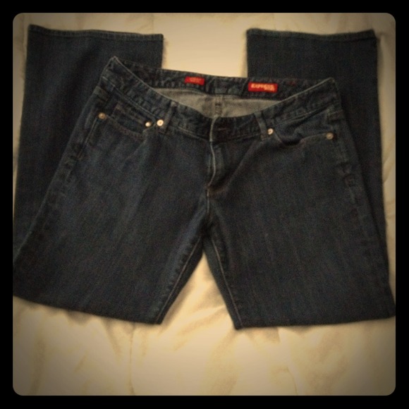 🎉Sale🎉Express jeans Stella fit sz 8 short.