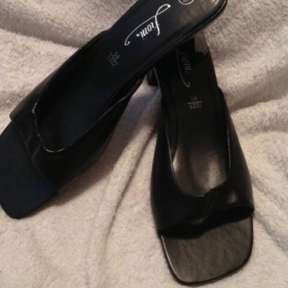 fioni Shoes - Fioni Shoes