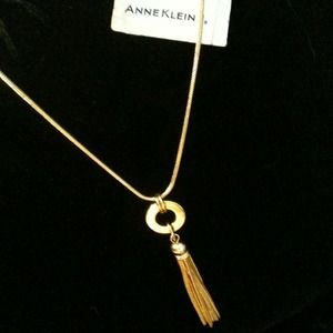 SOLD 📦Vintage Anne Klein II 🌹