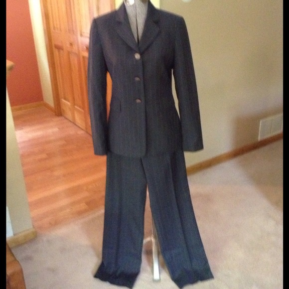 SOLD - Picture 1 of 4