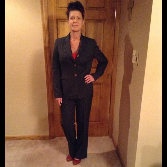 SOLD - Picture 4 of 4