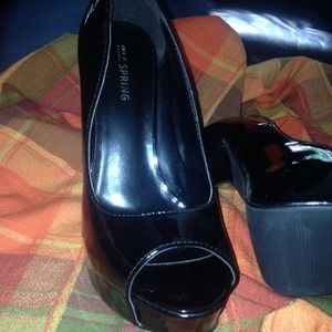 New black heals