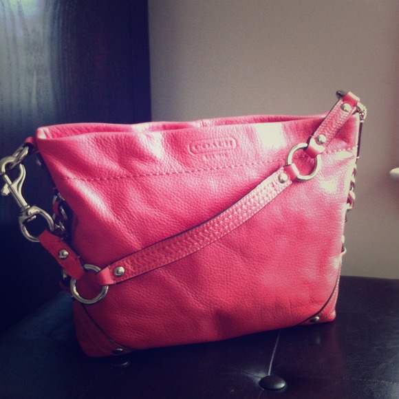 BIG SALE-Fabulous Coach Handbag