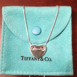 Lower Price! Tiffany heart necklace