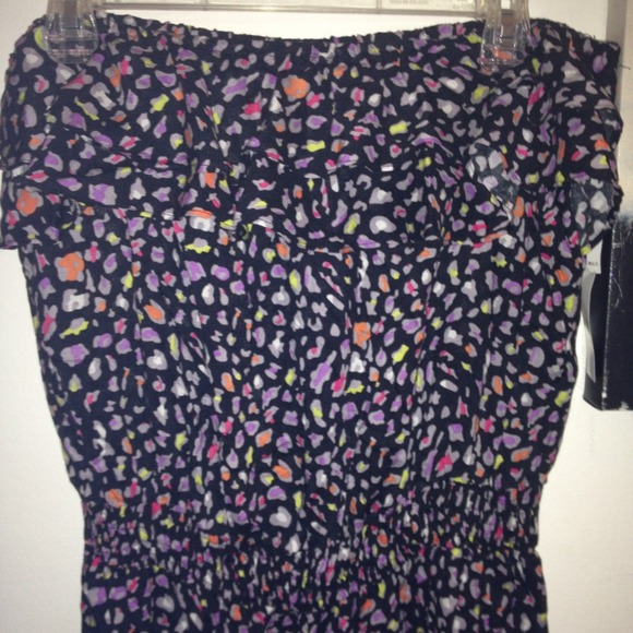 *SOLD* Patterned jumpsuit - Picture 2 of 3