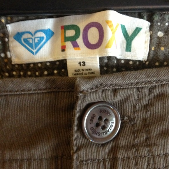Brand new Roxy pants! - Picture 4 of 4