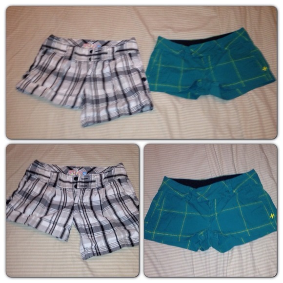💵SOLD🎉Shorts bundle Hurley & Roxy.