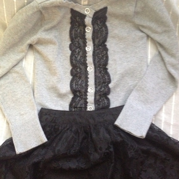Dresses & Skirts - Girls gray&black sweater and skirt