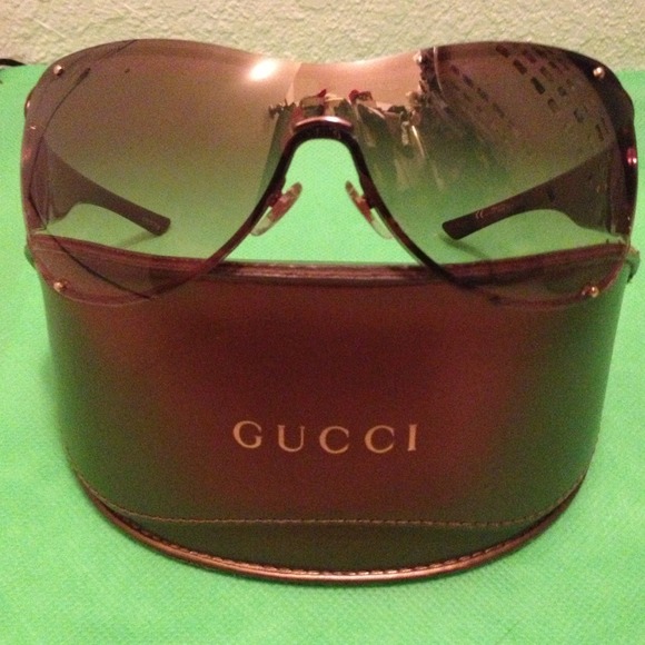 RESERVED for @gwills Gucci Sunglasses