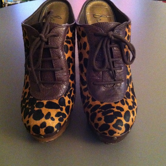 Sam Edelman Faye Leopard Print Clogs