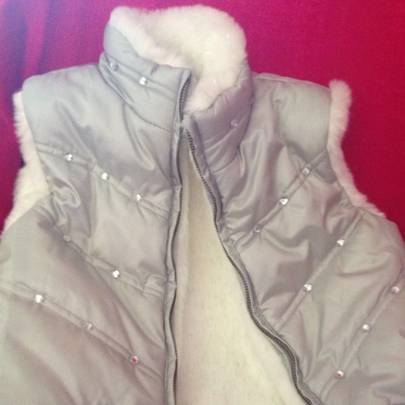 Girls Winter Fleece - Picture 2 of 3