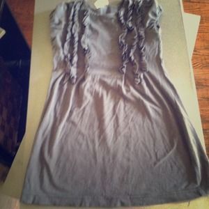 Trendy Grey Ruffled Top!