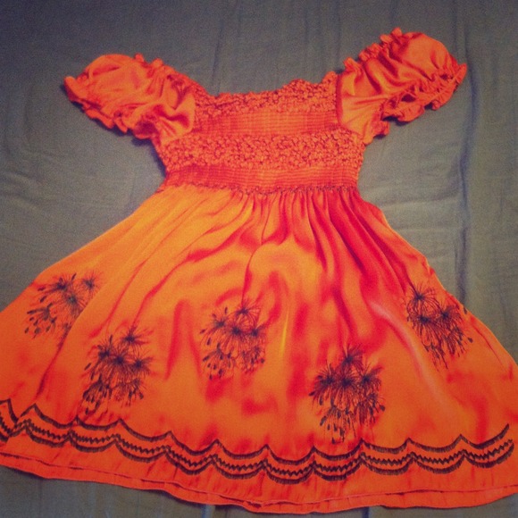 Orange Stretchy top