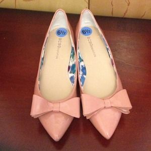 BCBG BCBGENERATION Pink Bow Ballet Flats Sz 6.5🎀