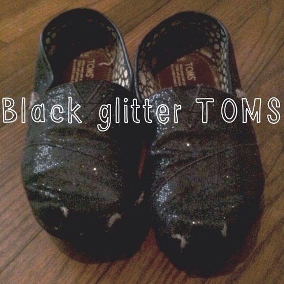 Black glitter TOMS