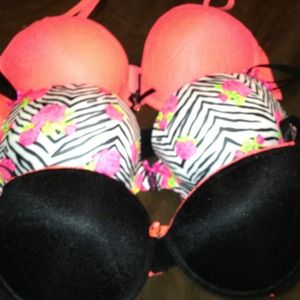 3 push up bras NWOT size 38C