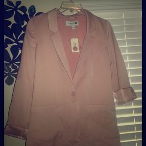 REDUCED!!  NWT!! LIGHT PINK BOYFRIEND FIT BLAZER