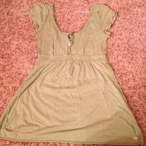 Abercrombie & Fitch New York green top