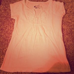 White lace decorative tee