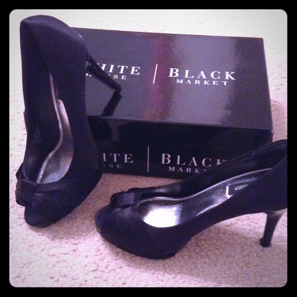 White House Black Market satin heels with box