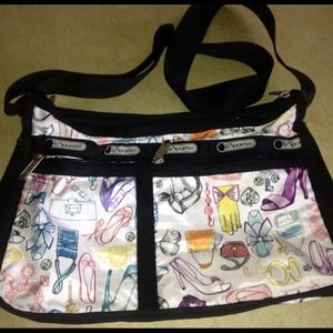 Lesportsac Everyday Deluxe Crossbody Bag