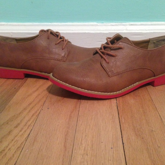 Oxfords - Picture 2 of 2