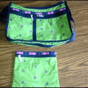 LeSportsac Deluxe Everyday Crossbody Bag