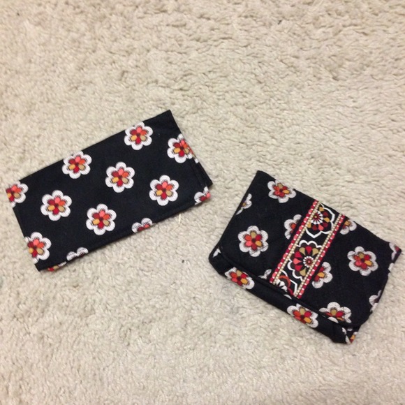 Vera Bradley- wallet and checkbook cover