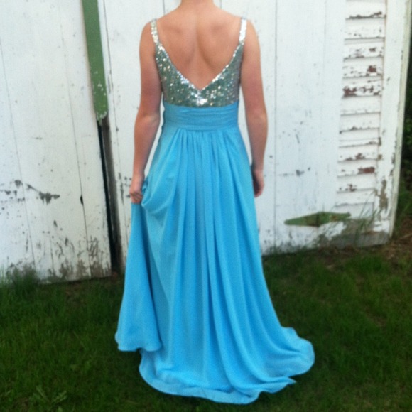 Beautiful Blue Chiffon Dress Made in China - Picture 3 of 3