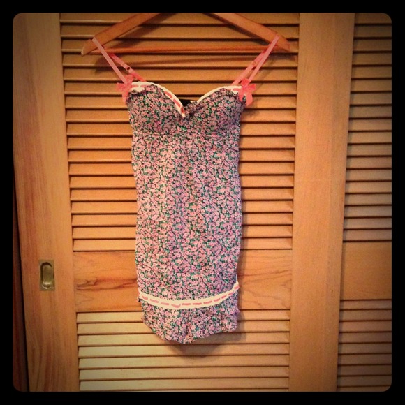 * SOLD * PINK Floral Nightey w Lace & Ribbon Trim