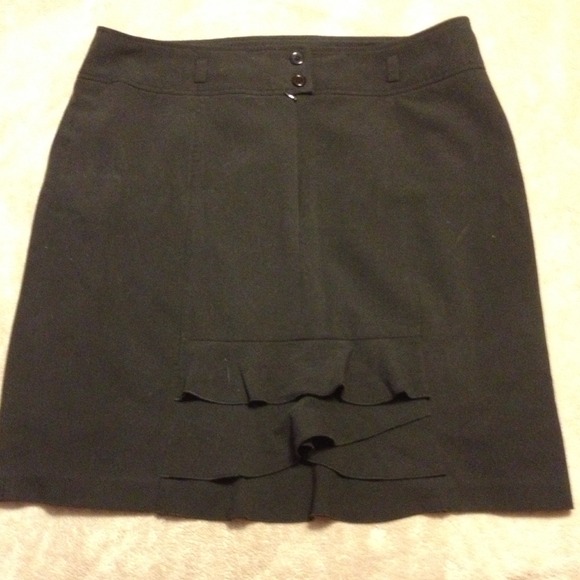 Black pencil skirt