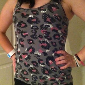 🔴Reduced🔴Cheetah print tank