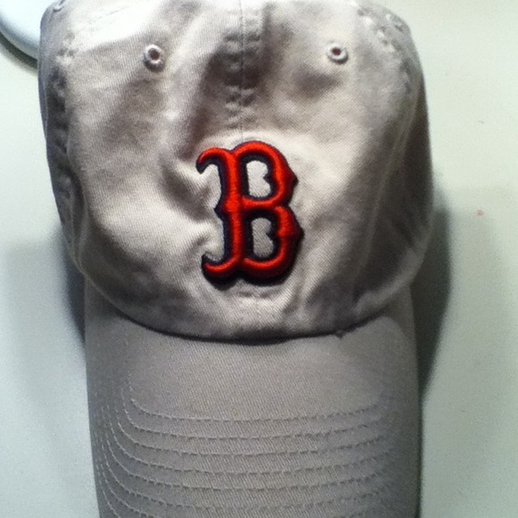 Beige Red Sox Fitted Cap