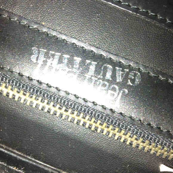 Handbag - Picture 2 of 2