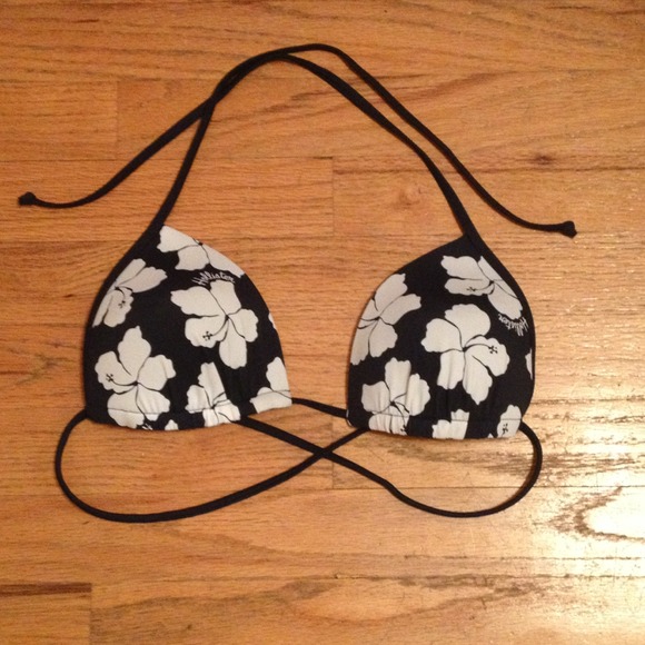 Hollister Tops - Hollister bikini top