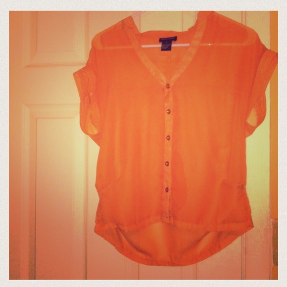 A'Gacci  Tops - 💗TRADED💗TRADED💗TRADED💗