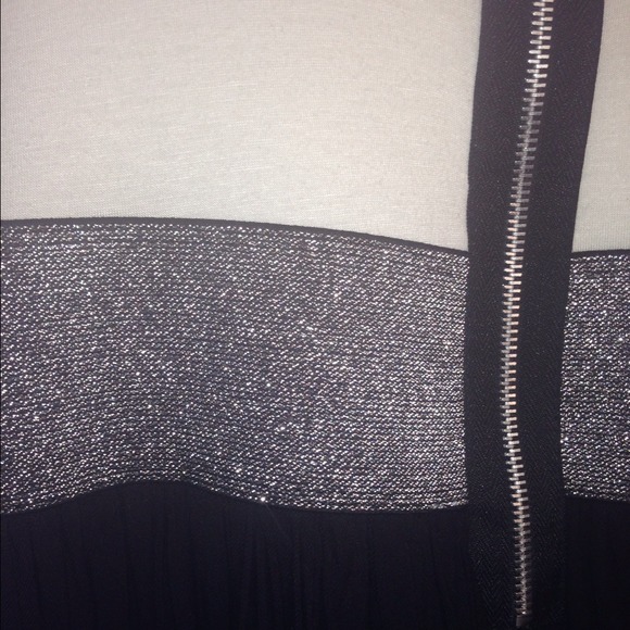 Sold - Picture 2 of 4