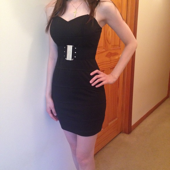 Black Spaghetti Strap Dress NWT - Picture 2 of 4