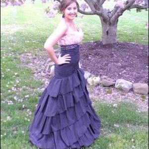 SHERRI HILL PROM DRESS FOR SALE!