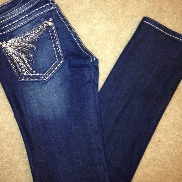 💰💰💰SOLD💰💰💰Miss Me straight leg jean - Picture 2 of 4