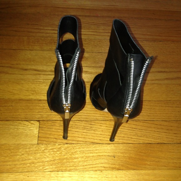 ALDO CAGE SANDAL - Picture 2 of 4