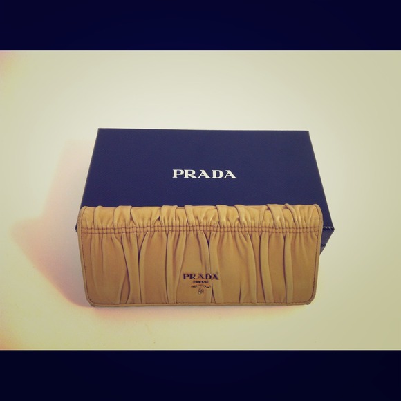 prada nappa leather wallet beige