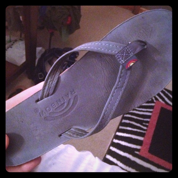 Like new light blue Rainbows