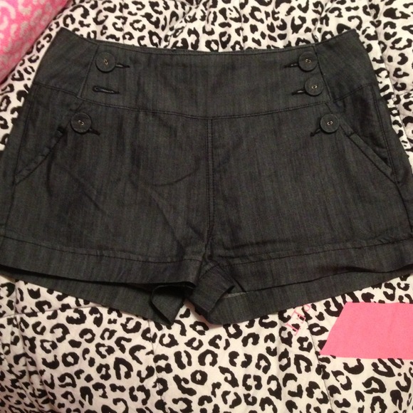 High waisted guess shorts