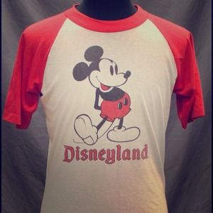 Vintage 80s Mickey Disneyland tee