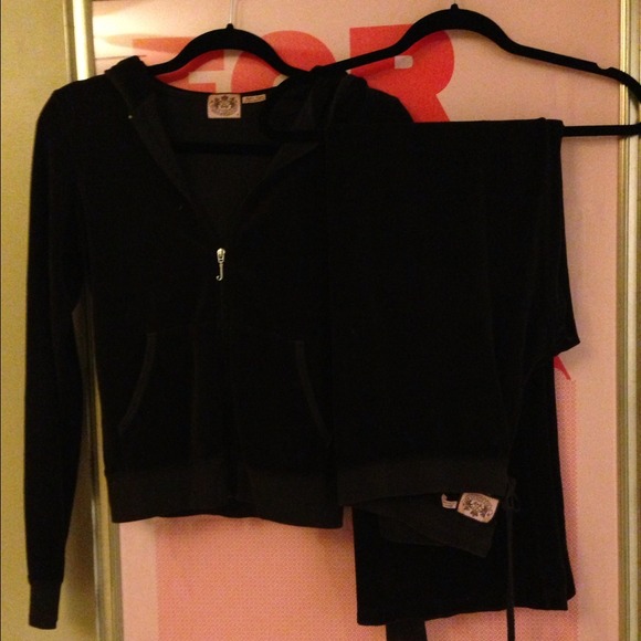 Sold Juicy velour track suit