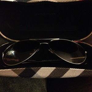 💯% Authentic Burberry Aviator