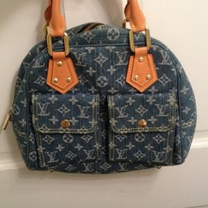 Cute Denim Handbag with LV logo